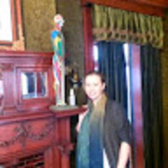 Meet your Posher, Molly - Picture 1 of 1